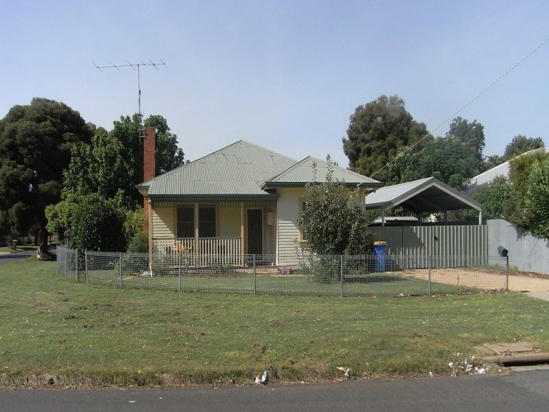 18 Elizabeth Street, Cobram VIC 3644