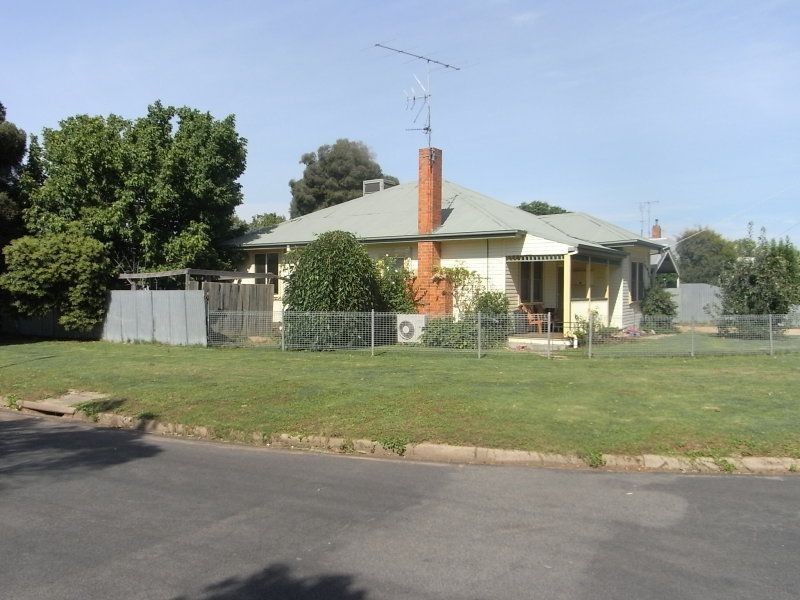 18 Elizabeth Street, Cobram VIC 3644