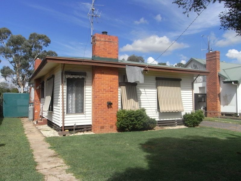 16 Wadeson Street, Cobram VIC 3644