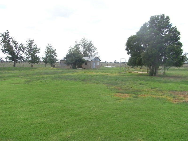 36 Montgomery Road, Yarroweyah VIC 3644