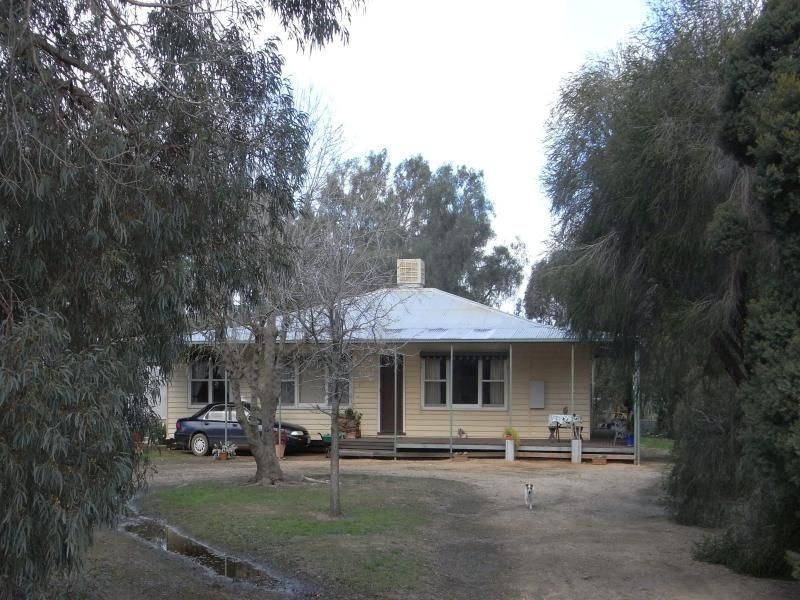 1634 Bearii East Road, Strathmerton VIC 3641