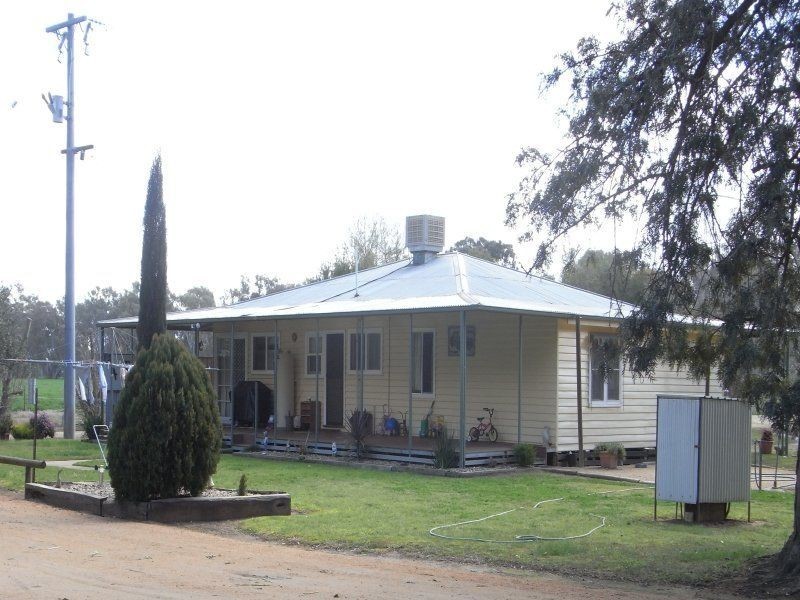 1634 Bearii East Road, Strathmerton VIC 3641