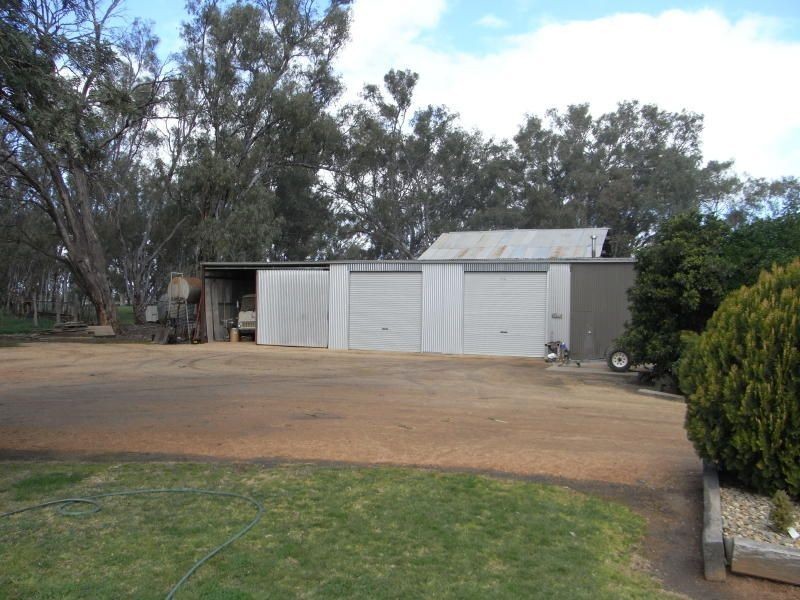 1634 Bearii East Road, Strathmerton VIC 3641