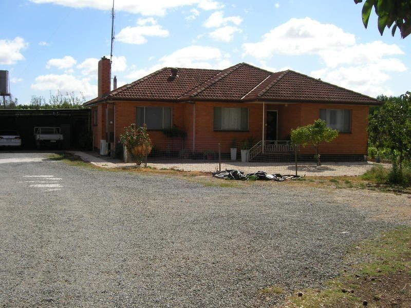 3 Karook Street, Cobram VIC 3644