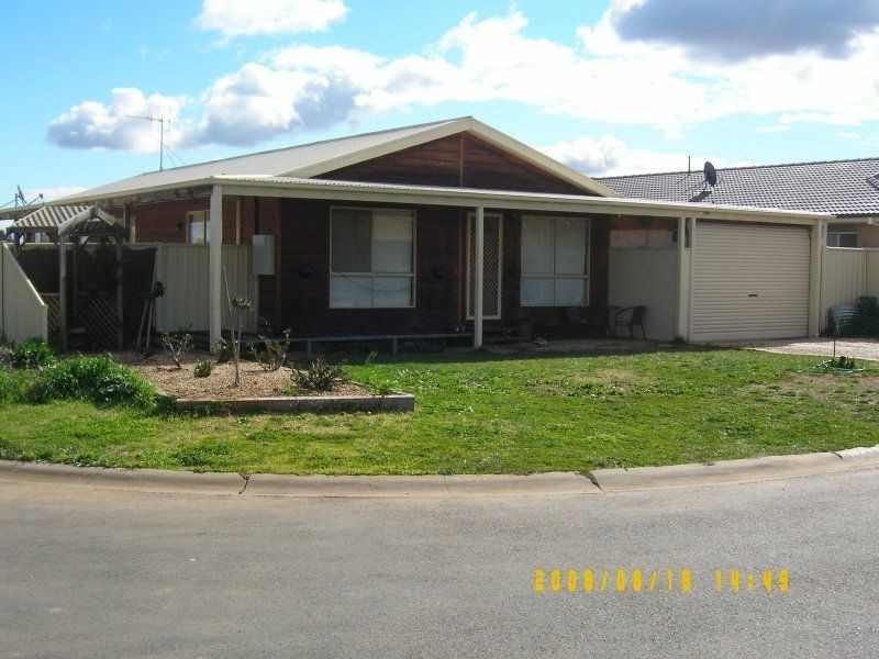 12 Ellen Drive, Cobram VIC 3644