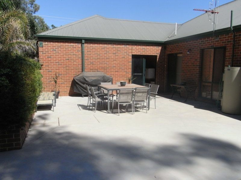 7 Kokoda Road, Yarroweyah VIC 3644