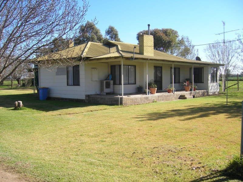 1721 Larissa Road, Yarroweyah VIC 3644