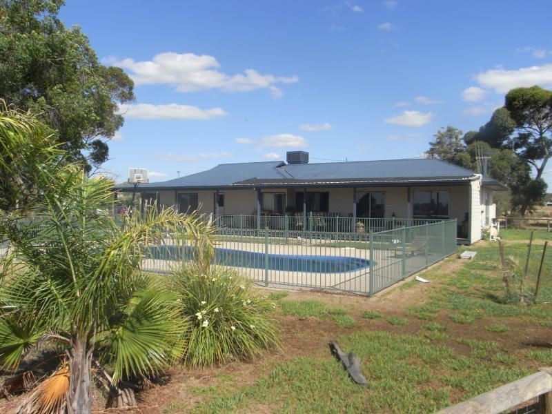 4046 Labuan Road, Yarroweyah VIC 3644
