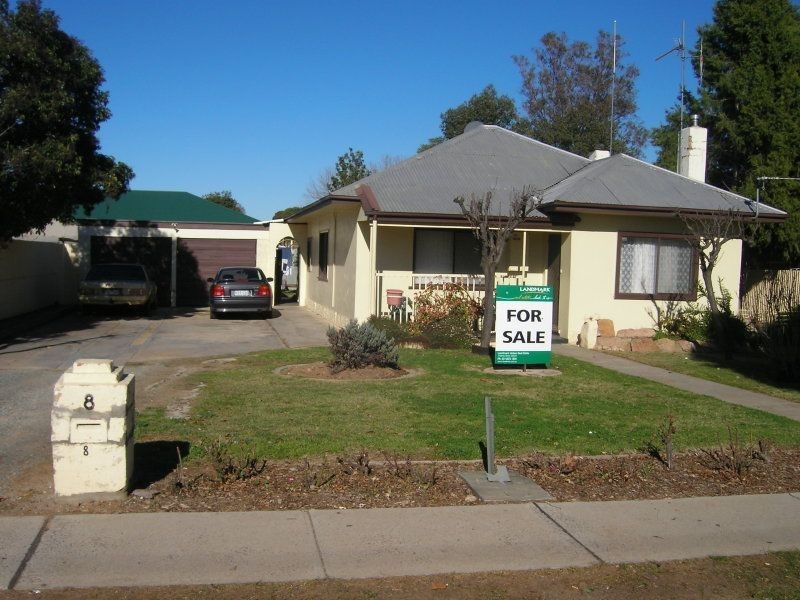 8 Mookarii Street, Cobram VIC 3644