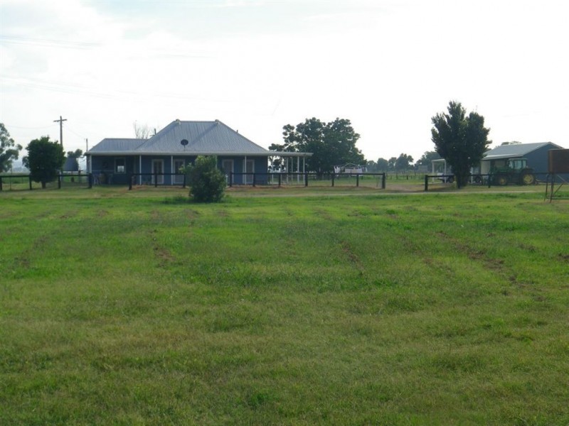 . Esmai, Denman NSW 2328