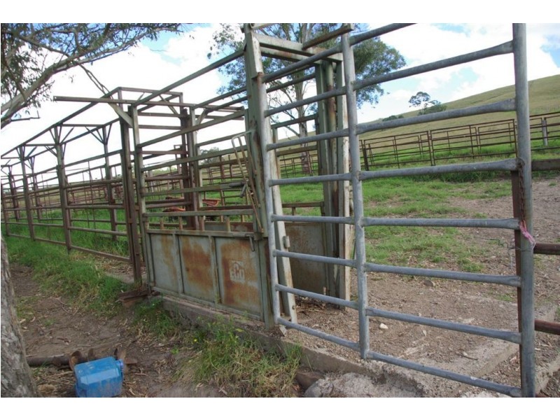 . “Half Moon”, Bowmans Creek, Singleton NSW 2330