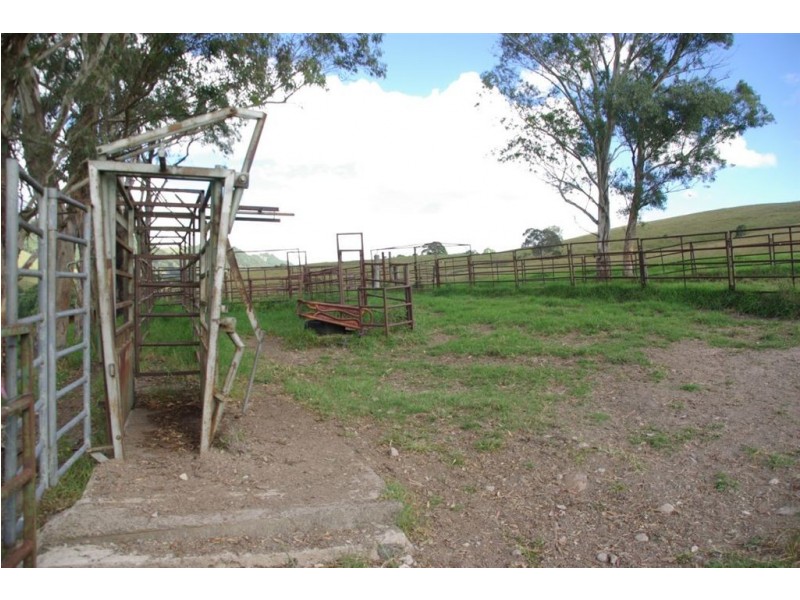 . “Half Moon”, Bowmans Creek, Singleton NSW 2330