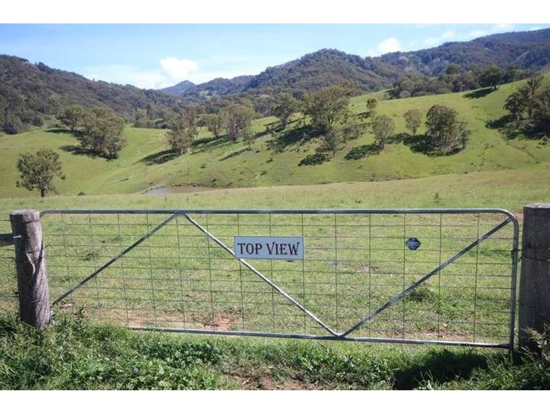 . “Top View”, Moonan Flat NSW 2337