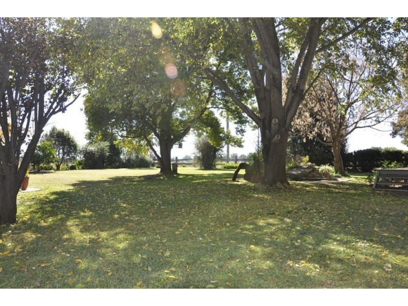 414 Blairmore Lane, “Merrondale”, Aberdeen NSW 2336