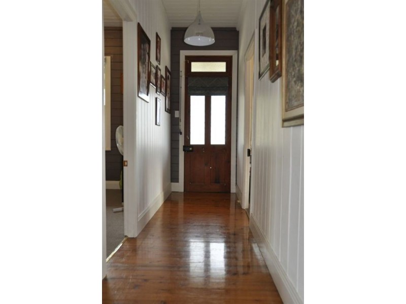 54 Park St, Scone NSW 2337