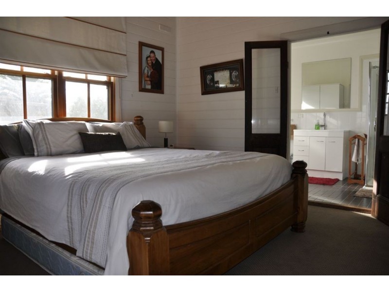 54 Park St, Scone NSW 2337