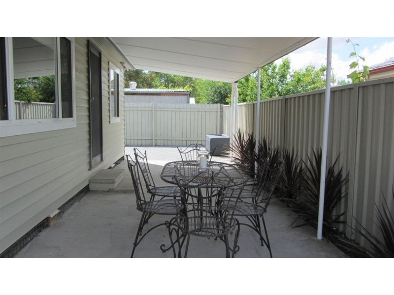 . “The Cedars”, Kingdon St, Scone NSW 2337