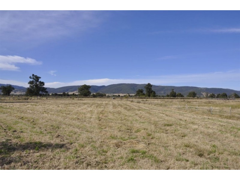 40 Tullong Rd, “Gowrie”, Scone NSW 2337