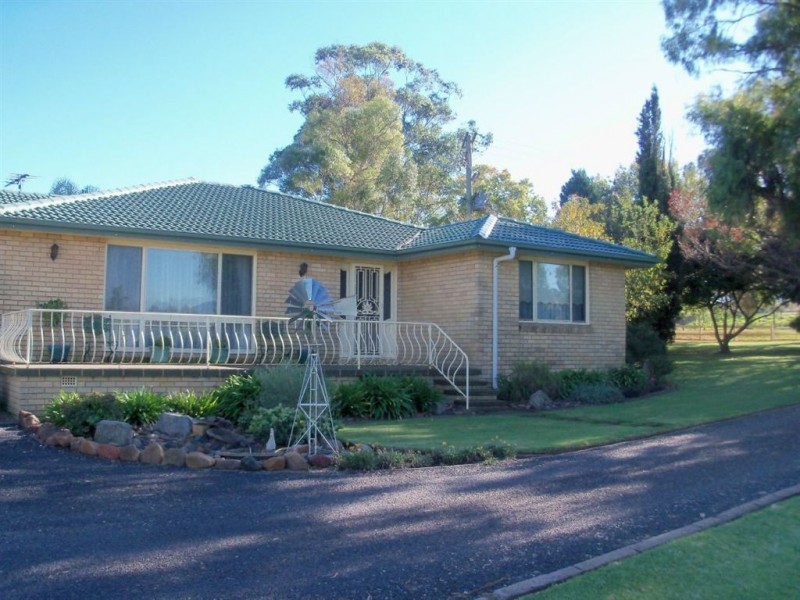 . “Elgin”, New England Hwy, Aberdeen NSW 2336