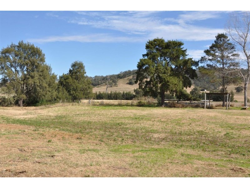 . “Kingdon Farm”, New England Hwy, Parkville NSW 2337