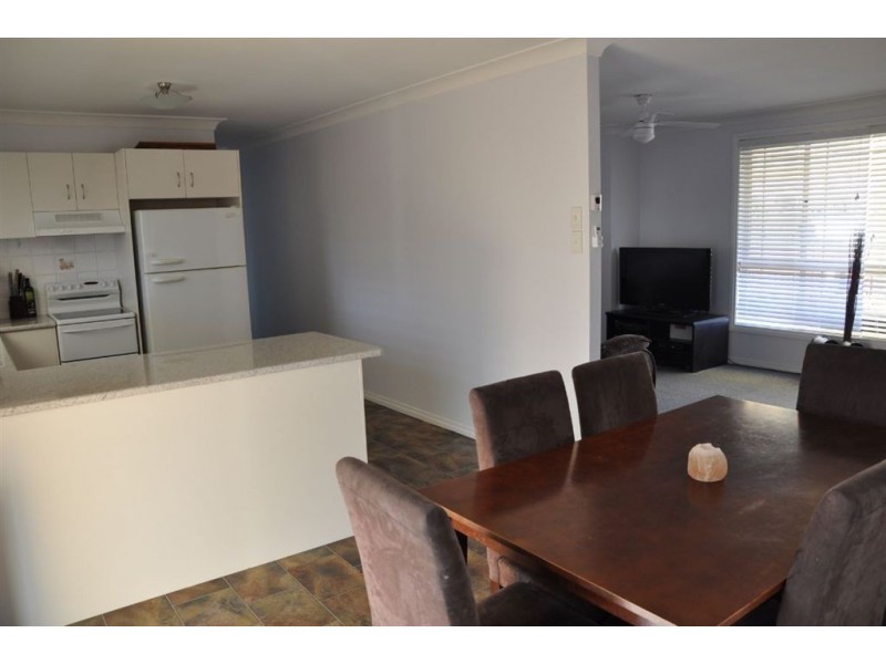 1A Honeysuckle Crs, Scone NSW 2337