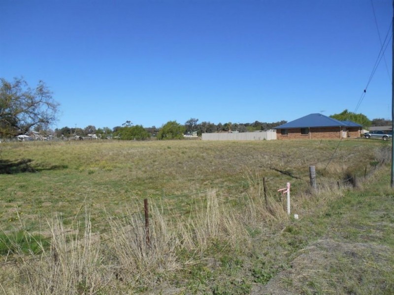 1A Bow St, Merriwa NSW 2329