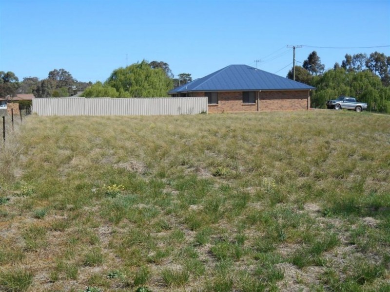1A Bow St, Merriwa NSW 2329