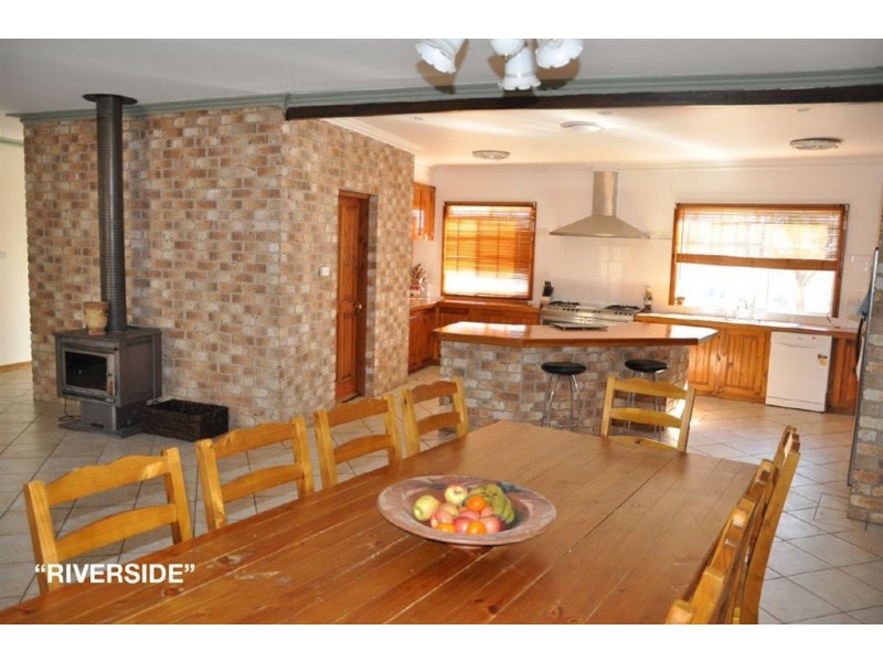 . “Riverside”, Rouchel Rd, Aberdeen NSW 2336