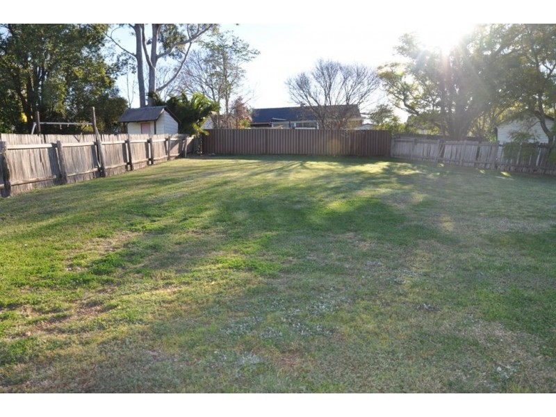 66 Sowerby St, Muswellbrook NSW 2333