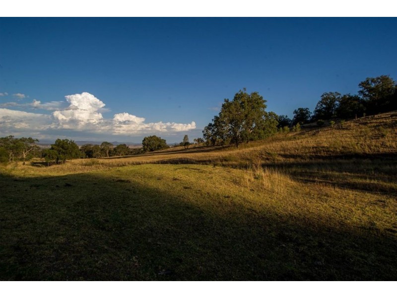 182 Winters Rd, “Peakhill”, Scone NSW 2337