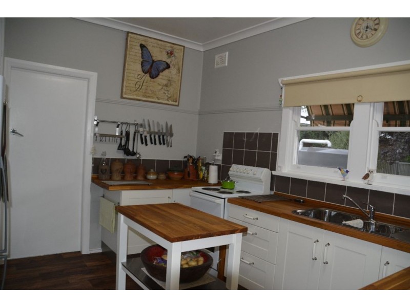 17 Adelaide St, Murrurundi NSW 2338