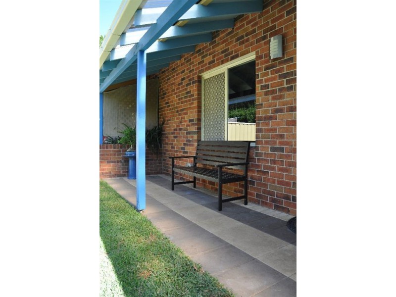 10/27 Guernsey St, Scone NSW 2337