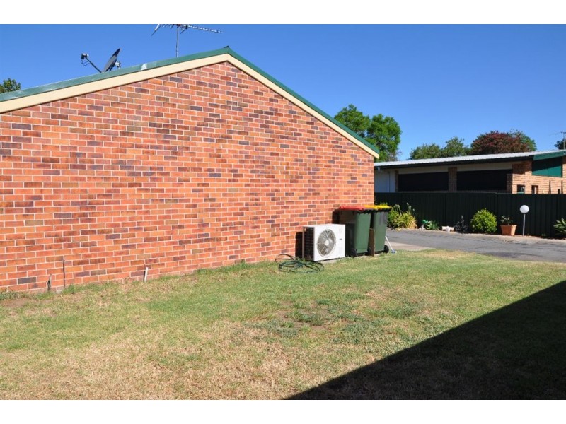 10/27 Guernsey St, Scone NSW 2337