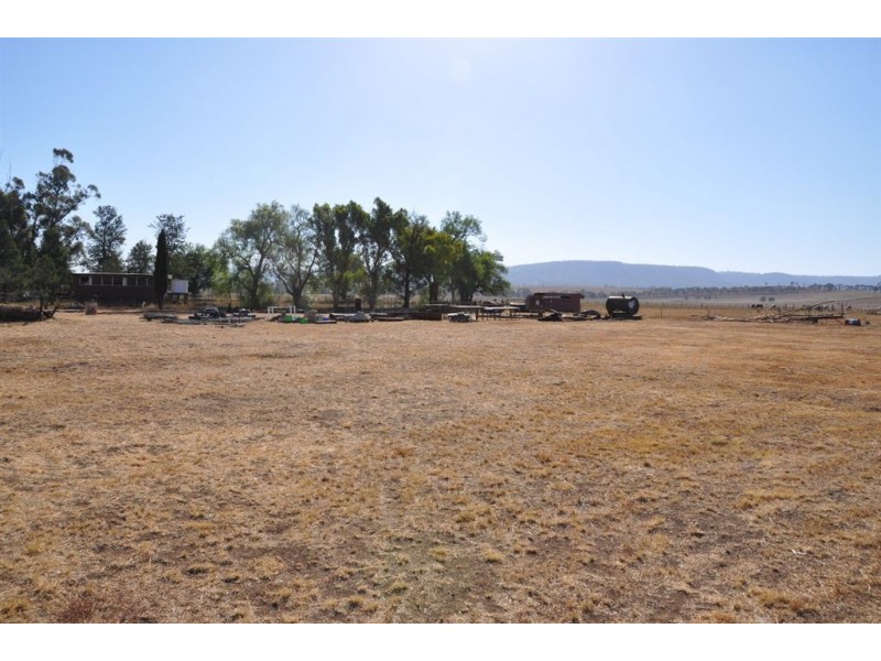 1226 Halls Rd, Aberdeen NSW 2336
