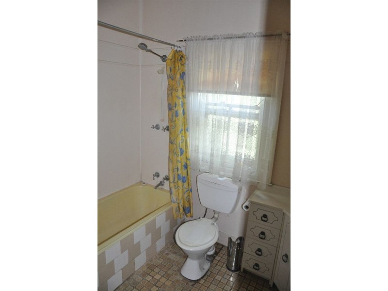 76 Bettington St, Merriwa NSW 2329