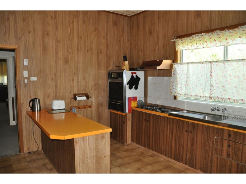 76 Bettington St, Merriwa NSW 2329