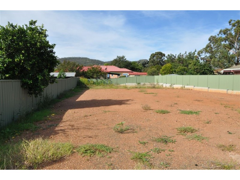 4 Main St, Scone NSW 2337