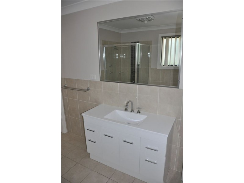 30 & 32 Birrell St, Scone NSW 2337