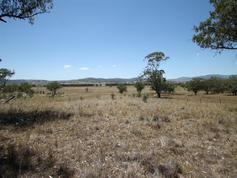 148 Warrah Creek Rd, Willow Tree NSW 2339