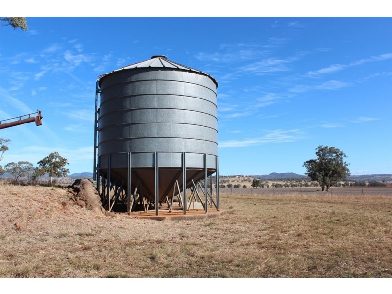 . “Kelverton”, Merriwa Rd, Willow Tree NSW 2339