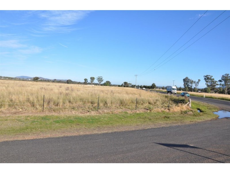 Cnr New England Hwy & Common Rd, Scone NSW 2337