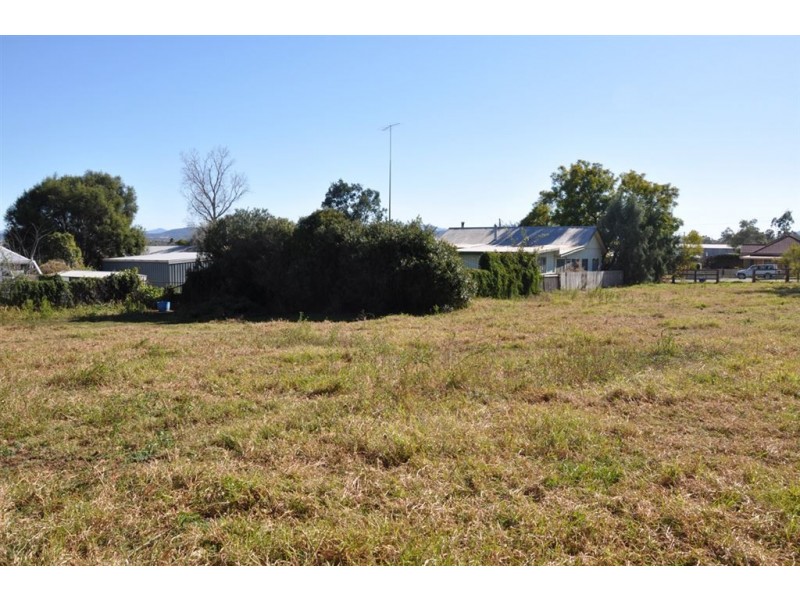 11 Philip St, Scone NSW 2337