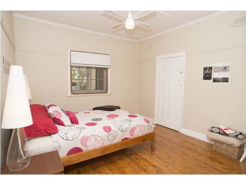 44 Oxford Rd, Scone NSW 2337