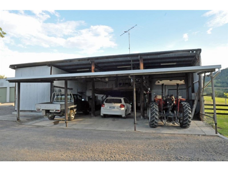 . “Beresford”, Paterson River Rd, Lostock via, Gresford NSW 2311