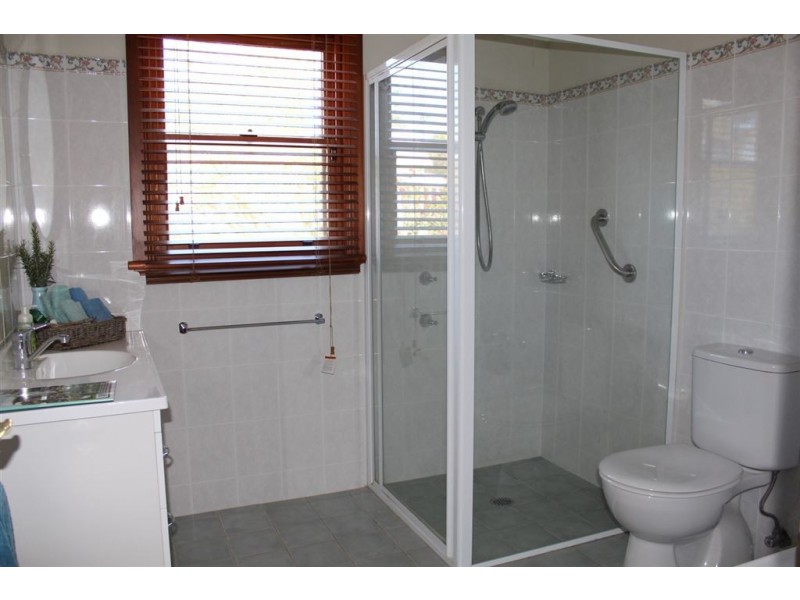 3 Main St, Scone NSW 2337