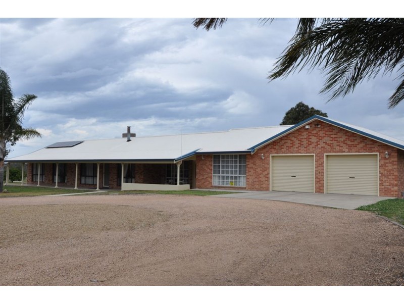13 Allan Cunningham Rd, Scone NSW 2337