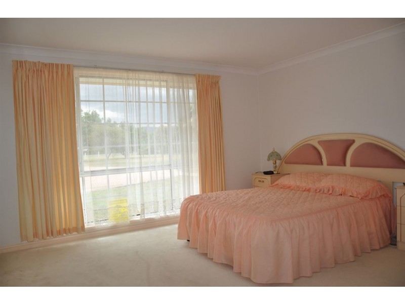 13 Allan Cunningham Rd, Scone NSW 2337