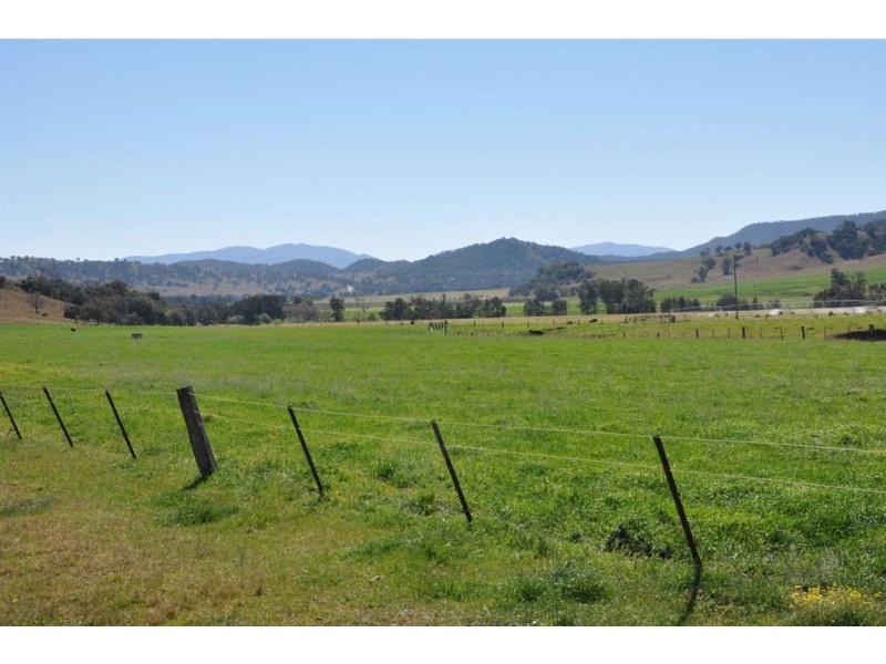 . “Eastview” Rouchel Rd, Aberdeen NSW 2336