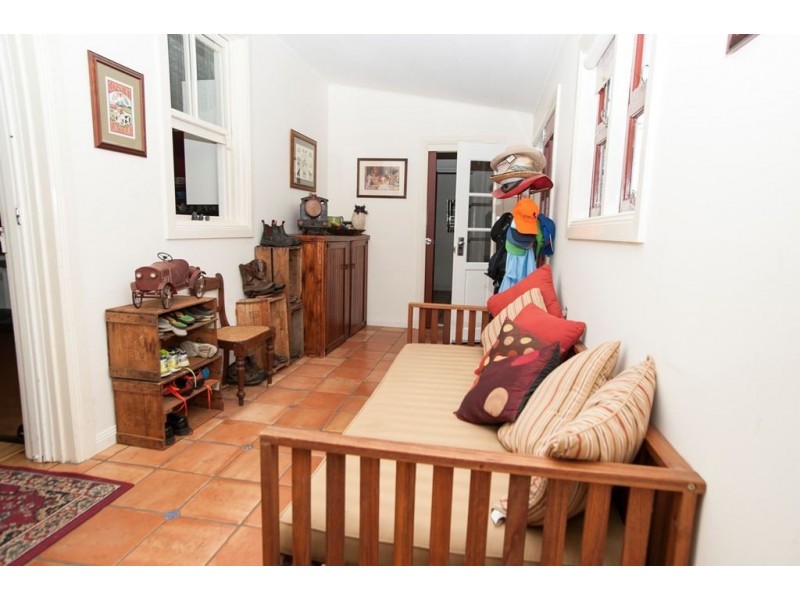 61 Kingdon St, Scone NSW 2337