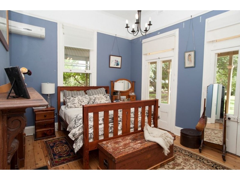 61 Kingdon St, Scone NSW 2337